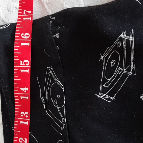 Chicos Musical Pedal Pusher Size 12 - Picture 4 of 8